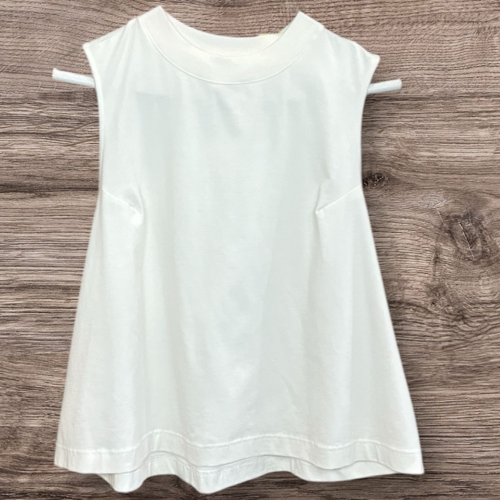 All In Motion Cream Women’s 1X Sleevelless NWT Activewear Boxy Tee